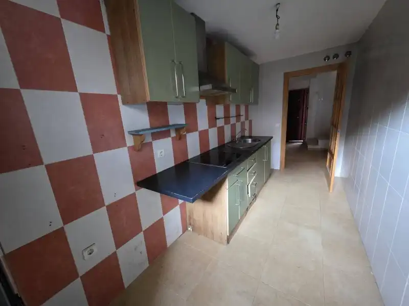 Küche von Maisonette zum Verkauf in Jaraíz de la Vera mit Privatgarten und Terrasse