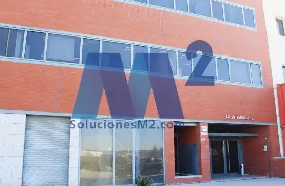 Vista exterior de Oficina en venda en Madrid