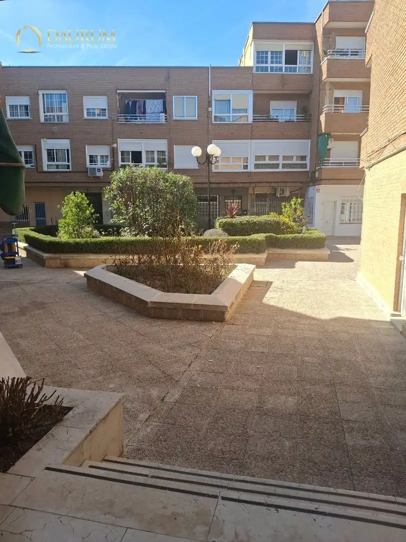 Terrassa de Local en venda en Alcobendas amb Internet i Alarma