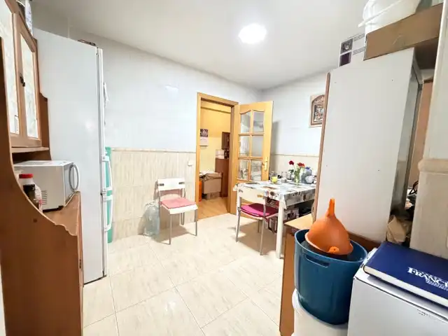 Küche von Wohnung zum Verkauf in Coslada mit Klimaanlage, Heizung und Terrasse