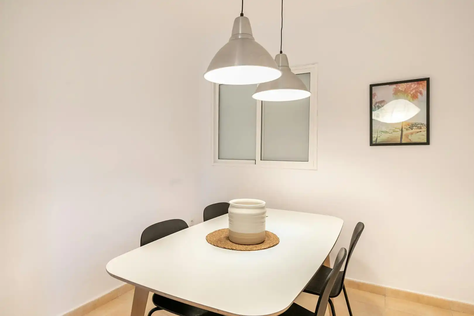 Comedor de Piso de alquiler en Barcelona con Calefacción, Amueblado y Lavadora