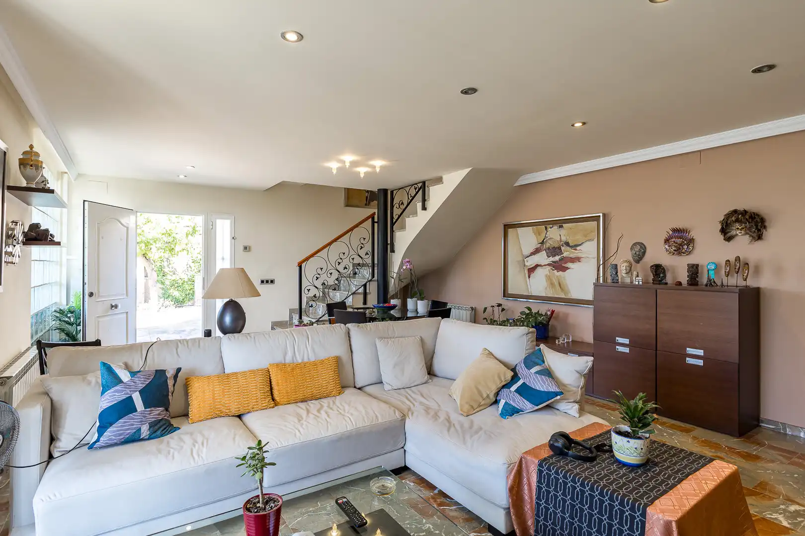 Sala de estar de Casa o chalet en venta en Cubelles con Aire acondicionado, Calefacción y Jardín privado