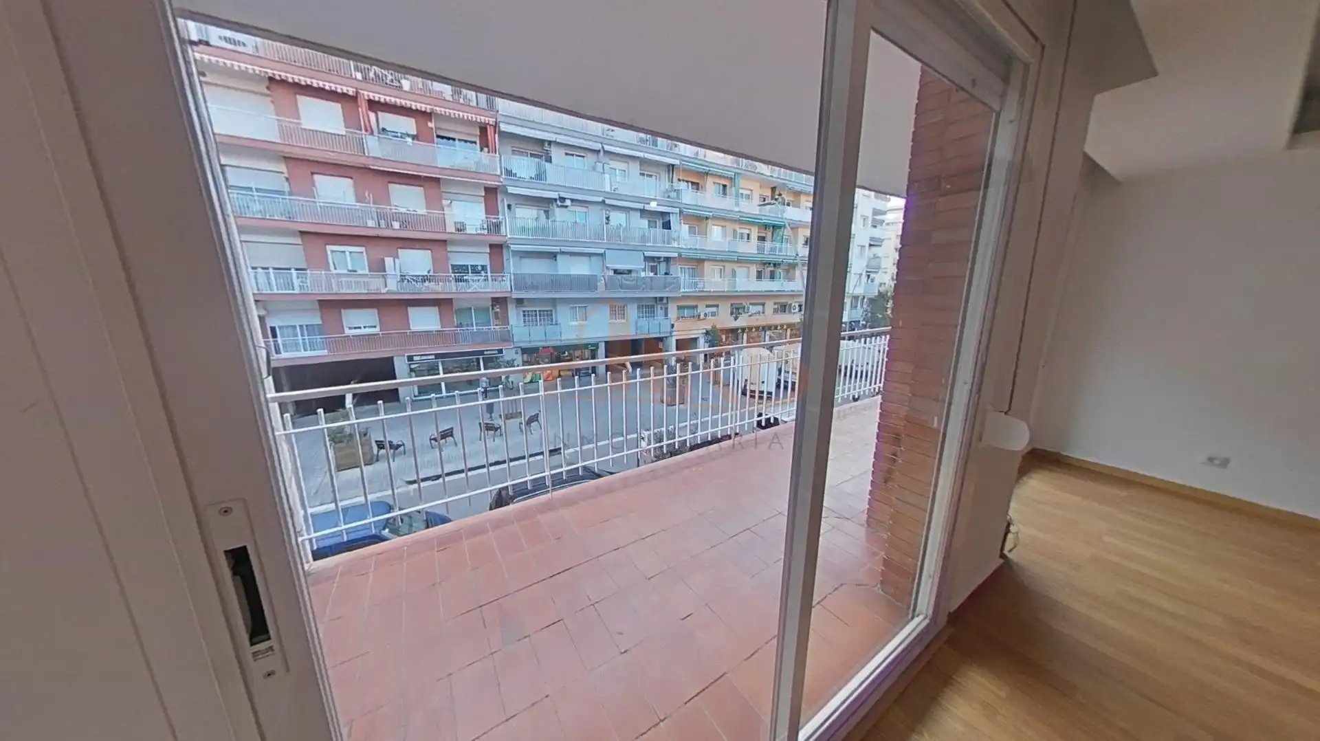 Dormitori de Pis en venda en Castelldefels amb Terrassa