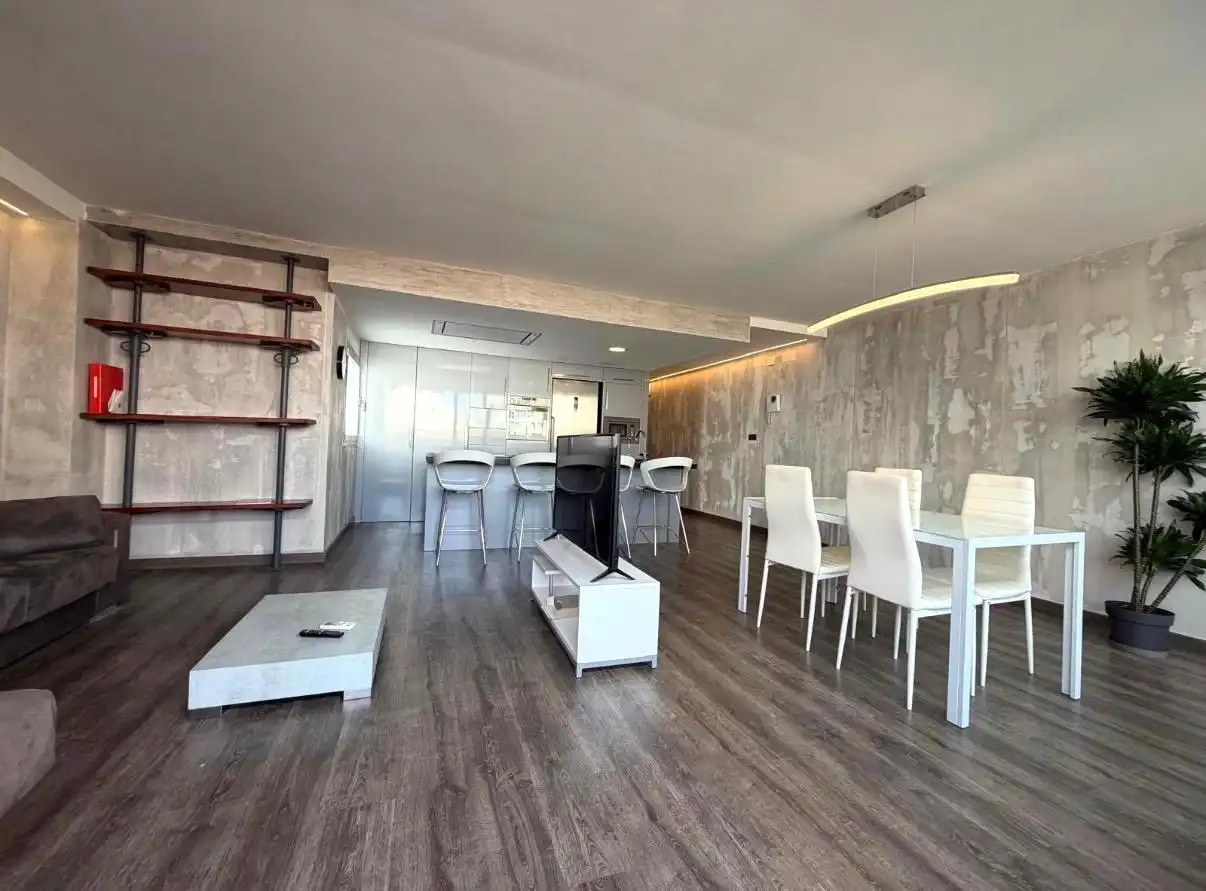 Comedor de Ático en venta en Elche / Elx con Aire acondicionado, Terraza y Amueblado