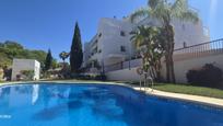 Vista exterior de Àtic en venda en Benalmádena amb Aire condicionat i Terrassa