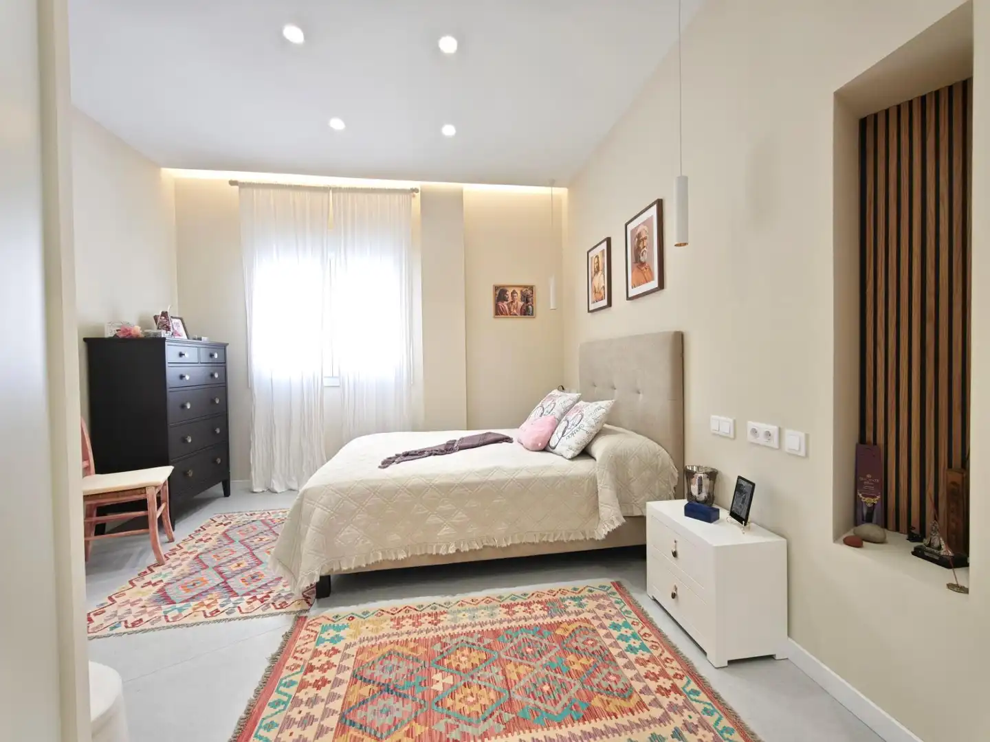 Dormitori de Casa o xalet en venda en Almería amb Aire condicionat, Calefacció i Moblat