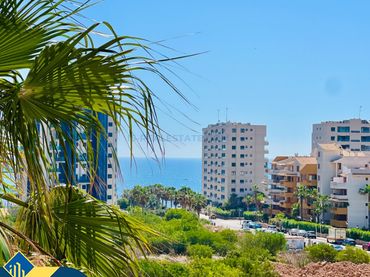 Flat with pool for sale in Playa del Acequión, Náufragos y Rocío del Mar