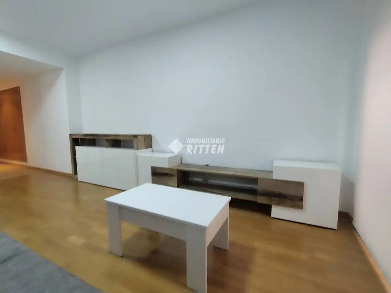 Sala de estar de Piso de alquiler en Cartagena con Aire acondicionado, Trastero y Amueblado