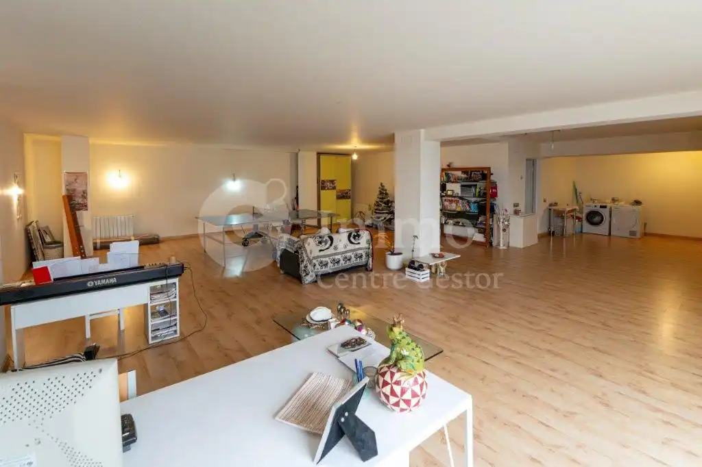 Sala de estar de Dúplex en venta en Lleida con Aire acondicionado, Calefacción y Parquet