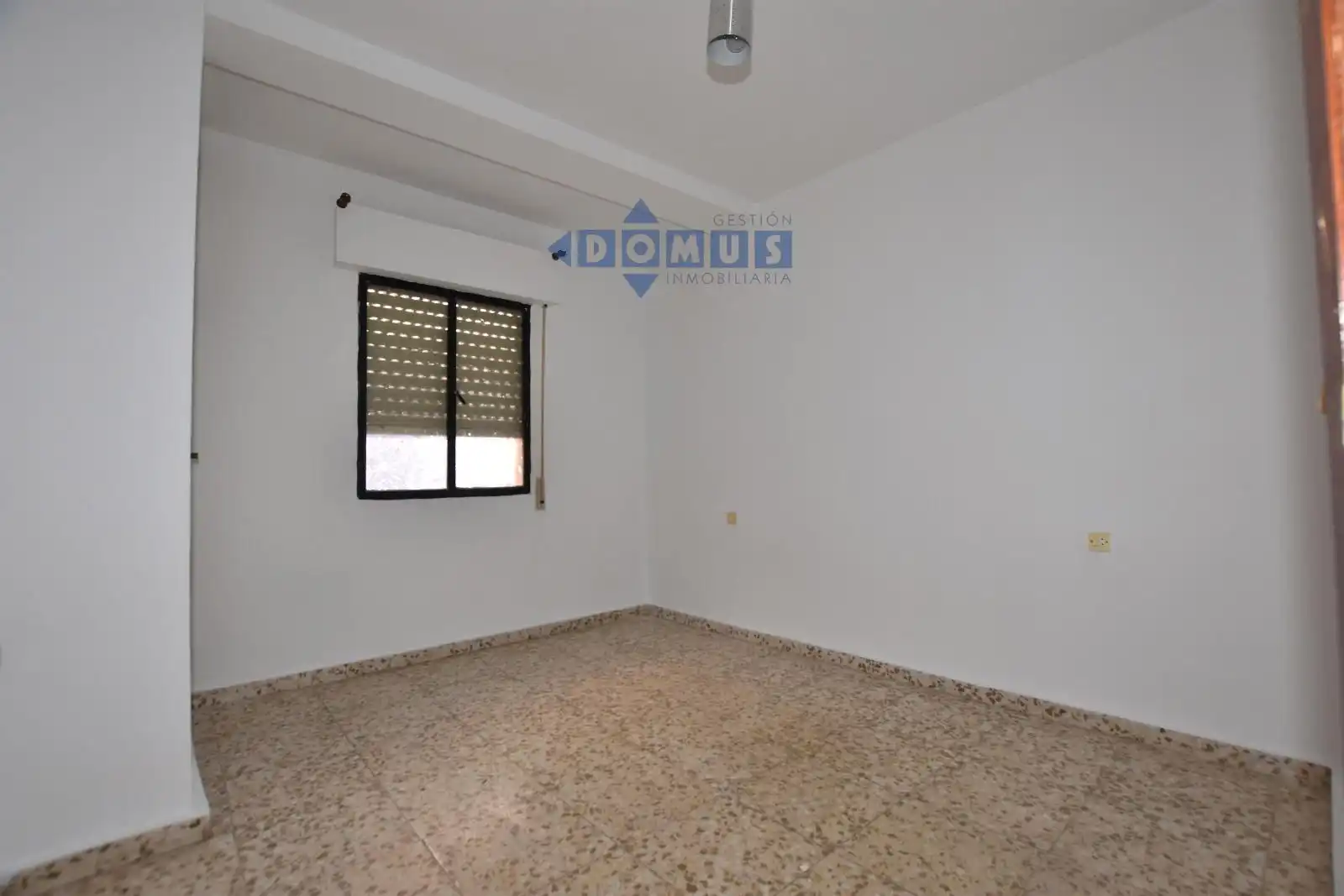 Flat for sale in Ronda  with Terrace and Storage room