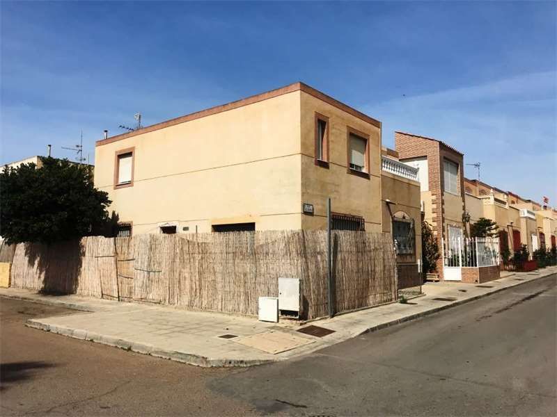Vista exterior de Casa o xalet en venda en Níjar
