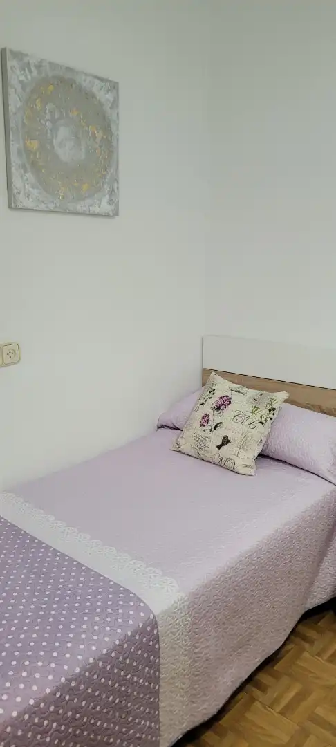 Schlafzimmer von Wohnung zur Miete in Cuenca mit Heizung, Möbliert und Ofen