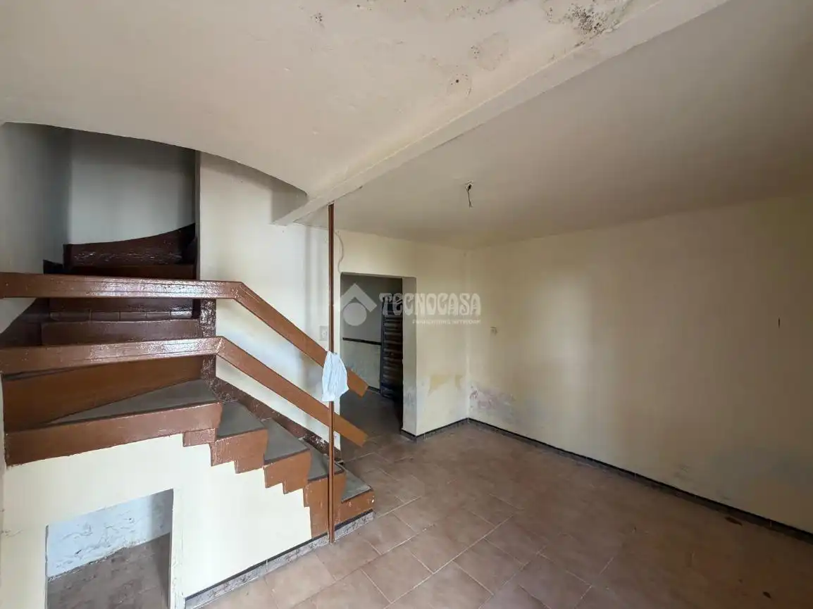 Casa adosada en venta en Espeluy