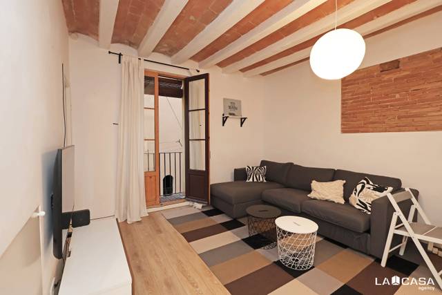 Piso en Venta en Carrer de la Riereta en El Raval