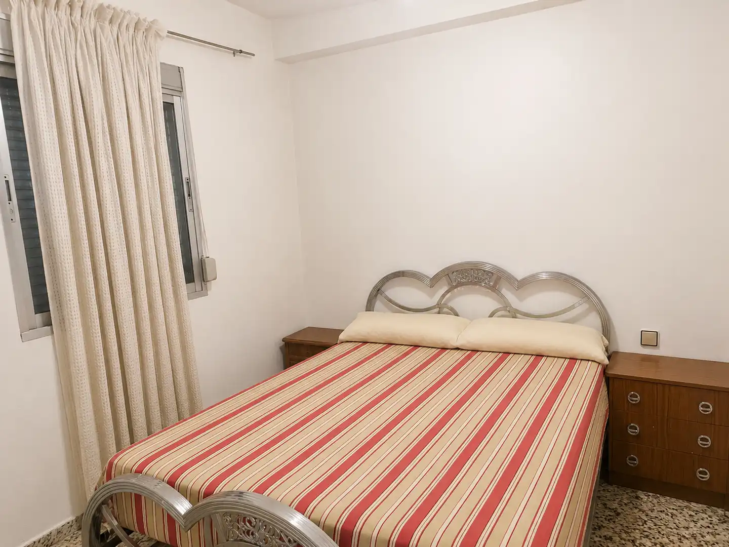 Habitación de Casa o chalet en venta en Santa Cruz de Moya con Aire acondicionado, Calefacción y Amueblado