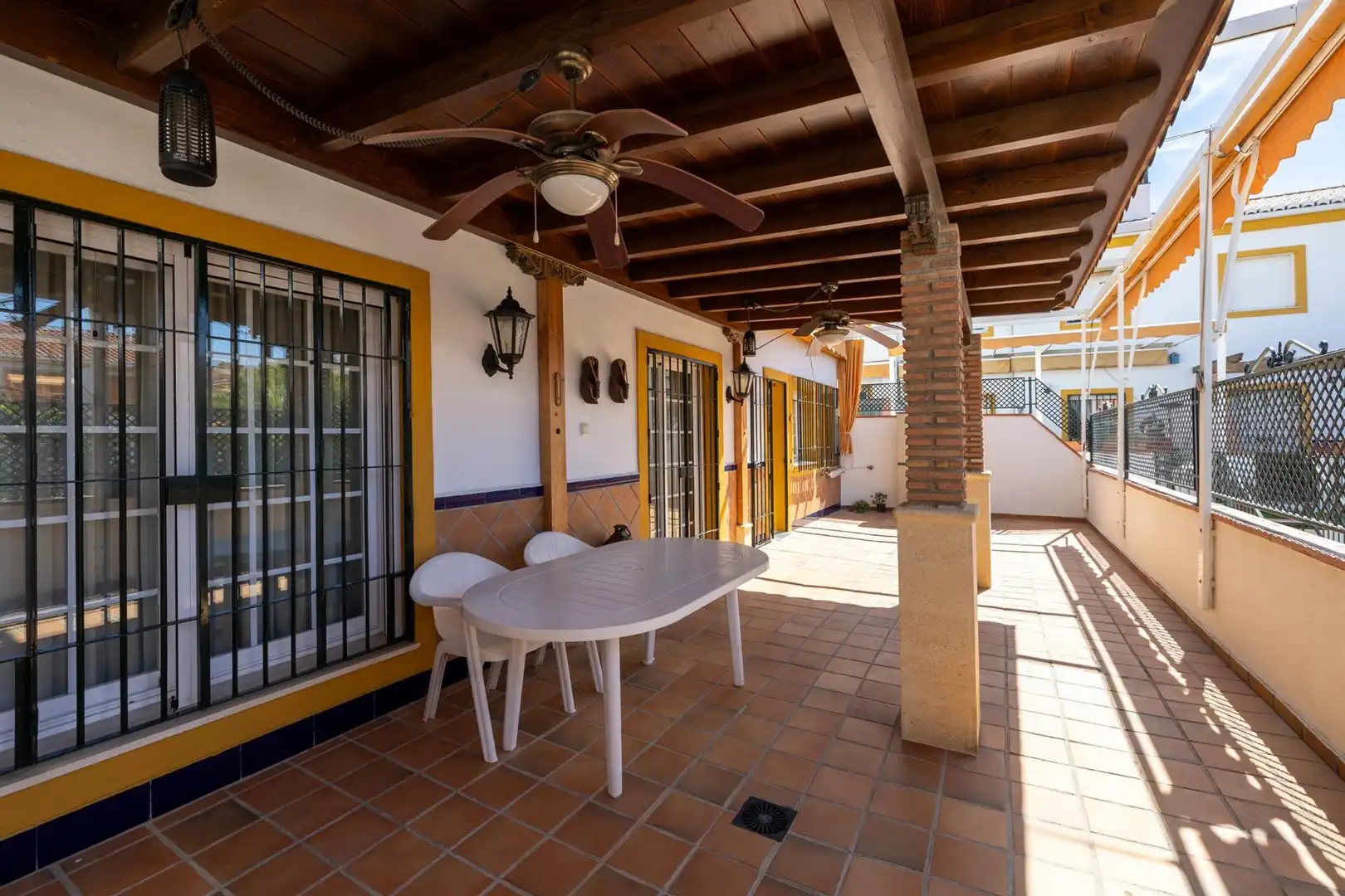 Casa adosada en venda a Racimo, Cájar