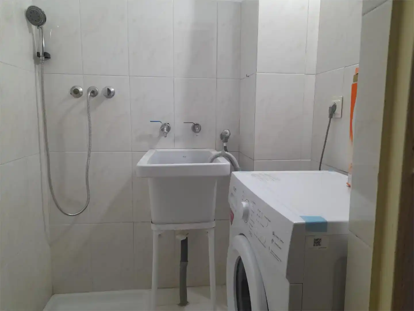 Baño de Piso en venta en Luque con Aire acondicionado, Trastero y Amueblado