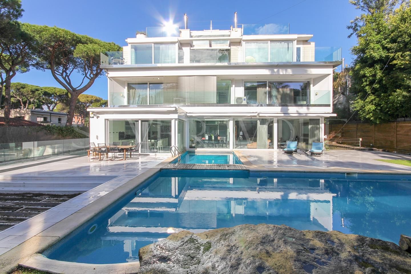 Vista exterior de Casa o chalet en venta en Castelldefels con Aire acondicionado, Calefacción y Jardín privado