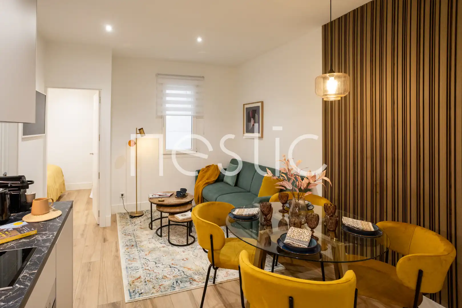 Sala d'estar de Apartament de lloguer en Madrid amb Aire condicionat, Calefacció i Moblat
