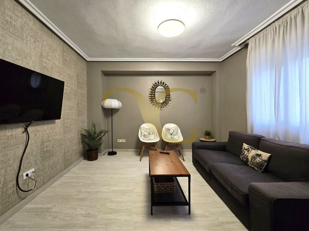 Living room of Flat for sale in Gijón   with Heating and Furnished