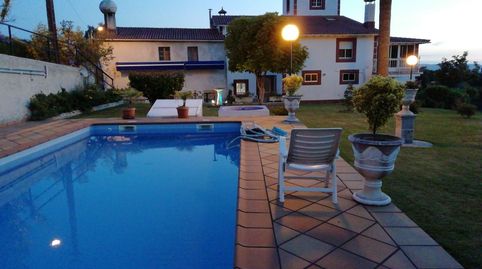 CHALET INDEPENDIENTE CON PISCINA PUENTEDEUME, imatge 2