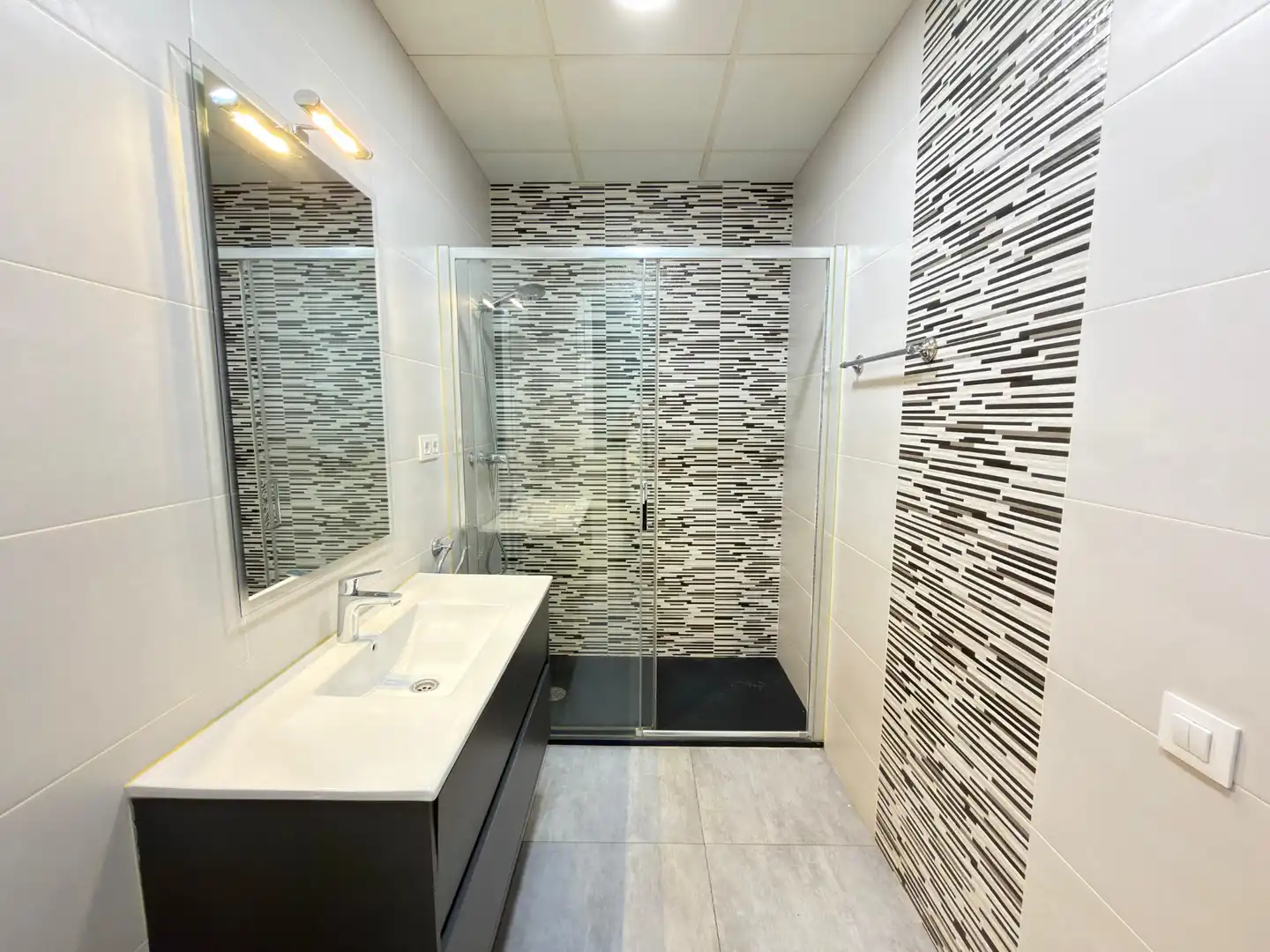 Baño de Piso en venta en Barcelona con Aire acondicionado, Calefacción y Trastero