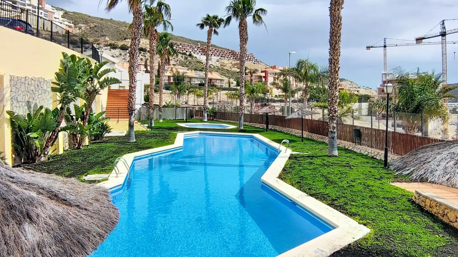 Piscina de Casa o chalet en venta en Mutxamel con Aire acondicionado, Calefacción y Trastero
