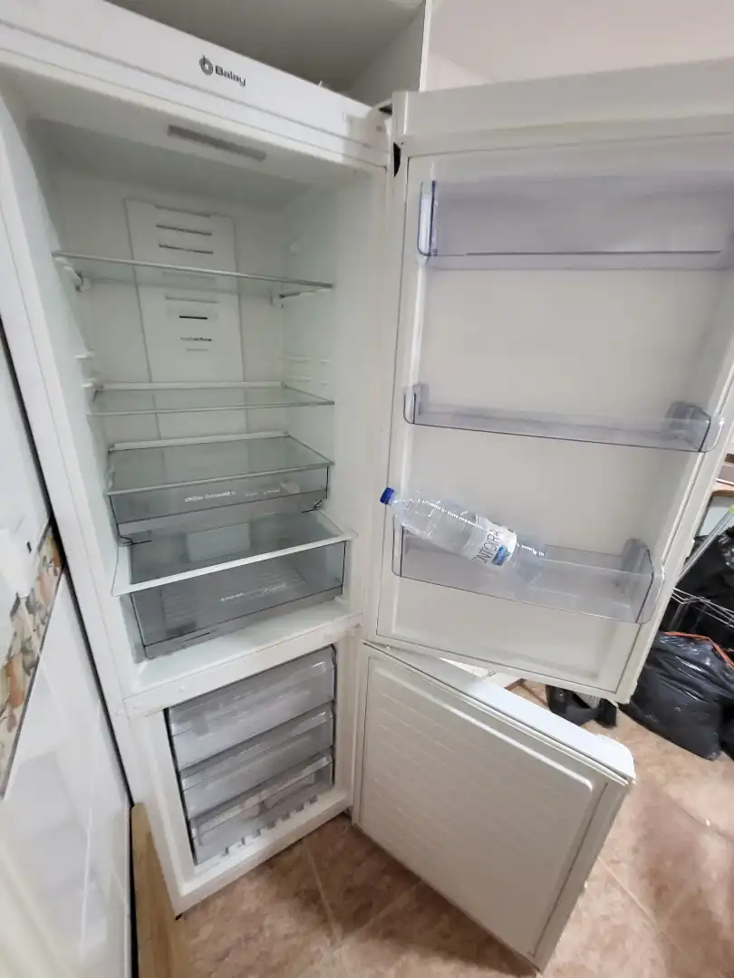 Cuina de Pis de lloguer en Almería amb Aire condicionat, Calefacció i Parquet