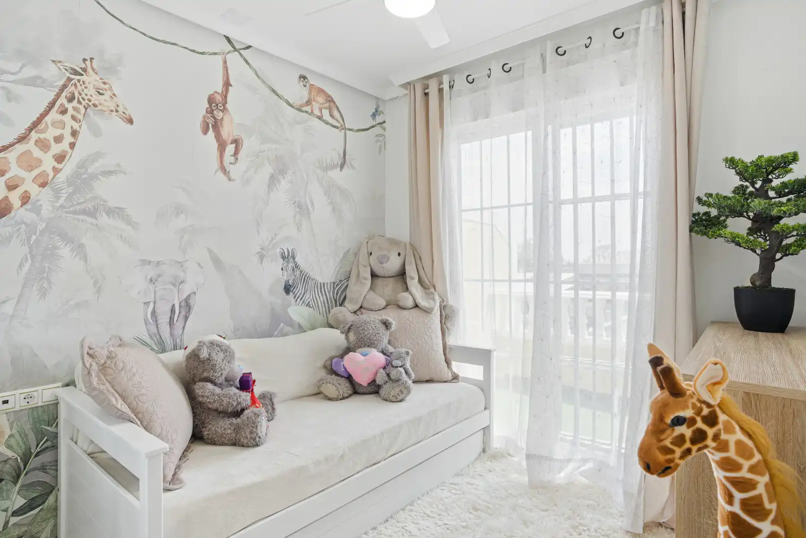 Detached homes for sale in Calahonda