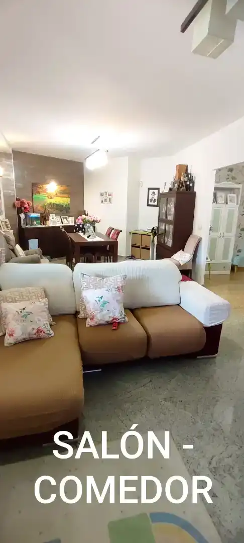 Sala d'estar de Pis en venda en Villarrobledo amb Aire condicionat i Balcó