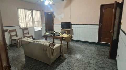 Foto 3 de Casa adosada en venta en Calle Teniente Galan Hernandez, 20, Arjonilla, Jaén