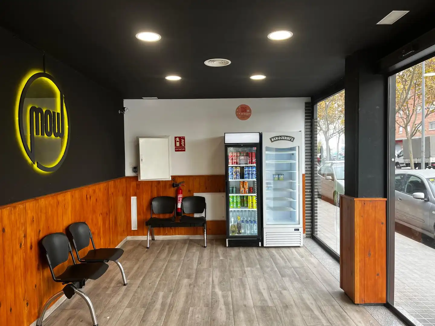Local comercial en traspàs a Avinguda Onze de Setembre, imagen 2