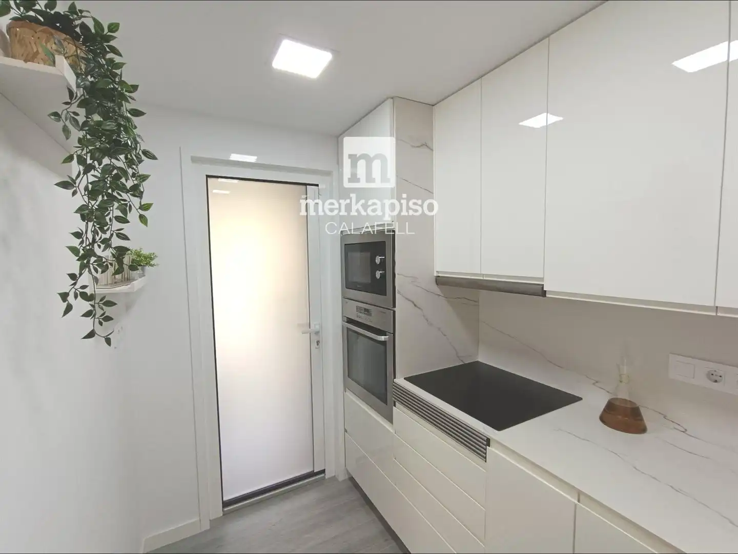 Cocina de Piso de alquiler en Calafell con Calefacción, Terraza y Amueblado