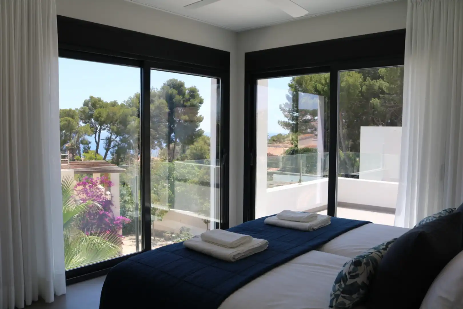 Houses for rent in Cala Advocat - Baladrar
