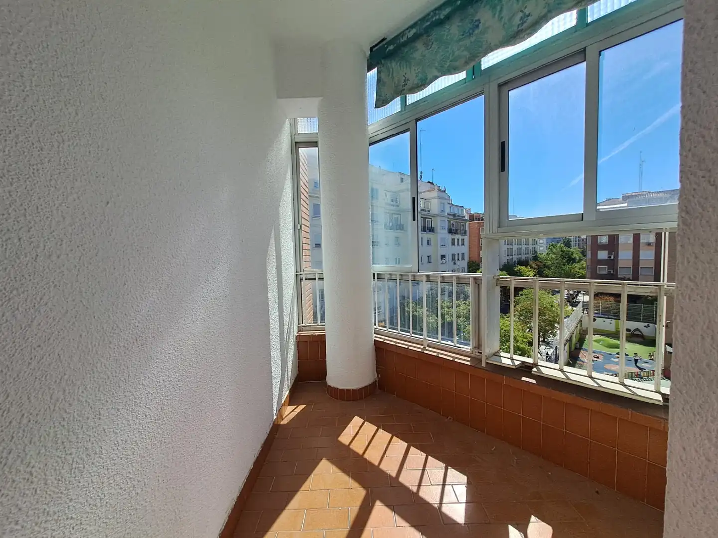 Flat with lift for sale in Calle de María Lostal, imagen 8