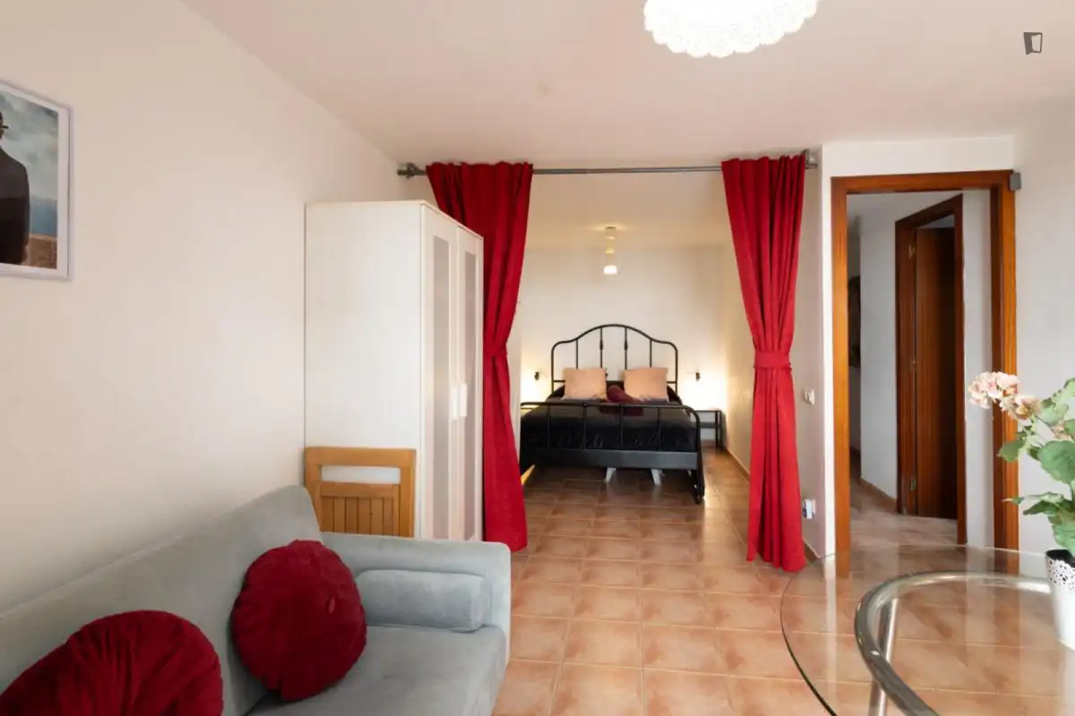 Estudio de alquiler en El Raval