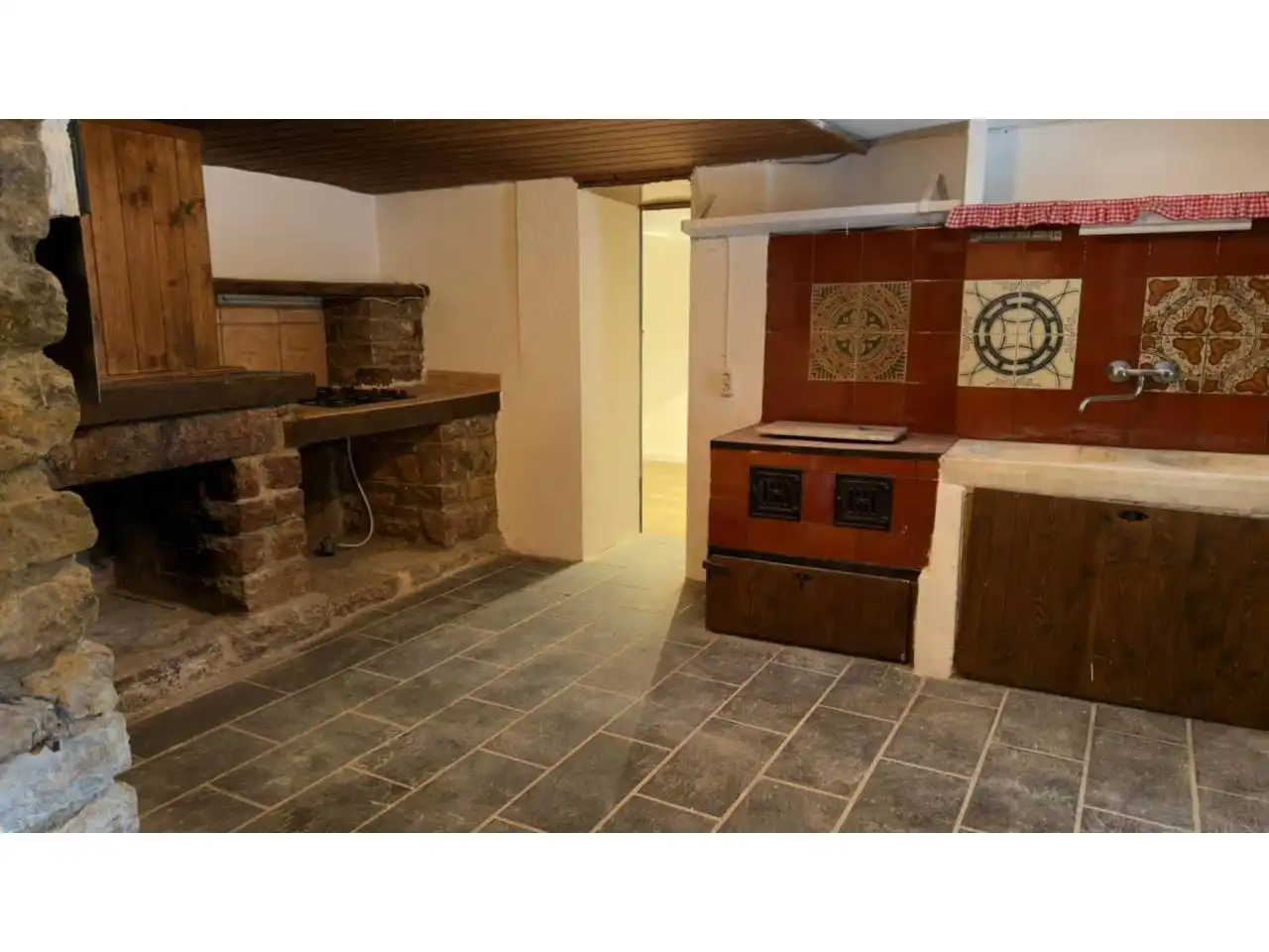 Houses for sale in Montellà i Martinet  with Heating, Private garden and Parquet flooring
