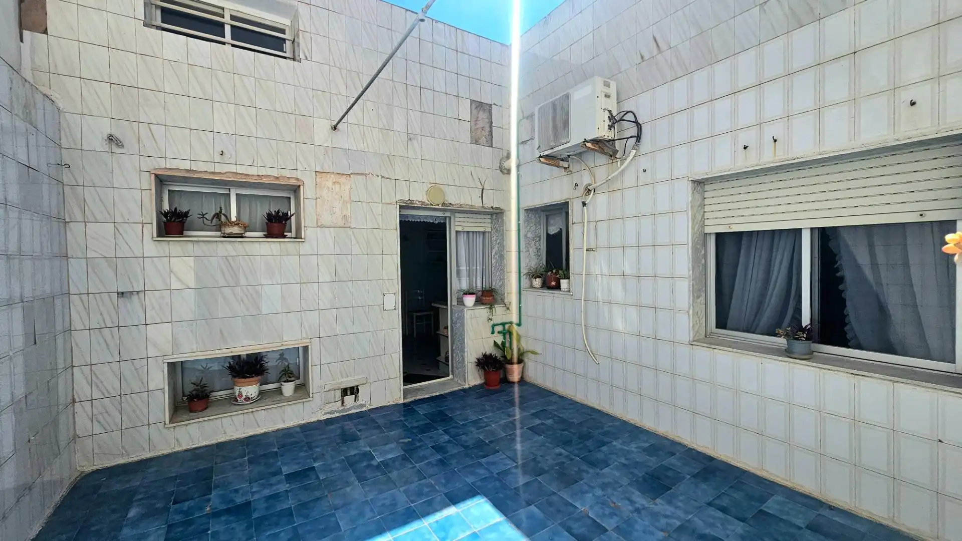Wohnung zum Verkauf in La Unión mit Klimaanlage, Terrasse und Abstellraum