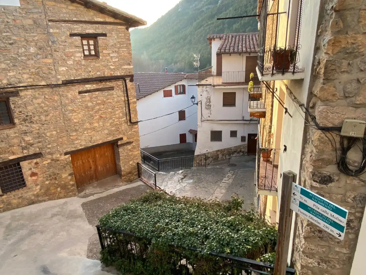 Vista exterior de Apartamento de alquiler en Alcalá de la Selva con Calefacción, Terraza y Amueblado