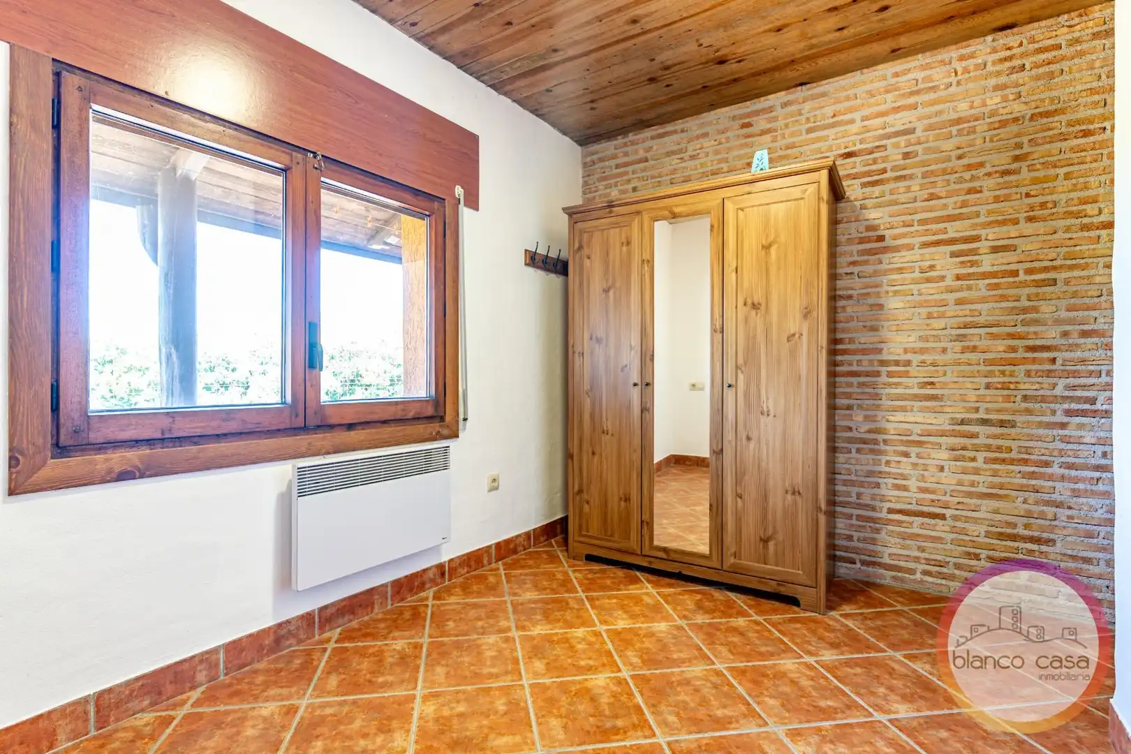 Dormitori de Casa o xalet en venda en Vimianzo amb Calefacció i Traster