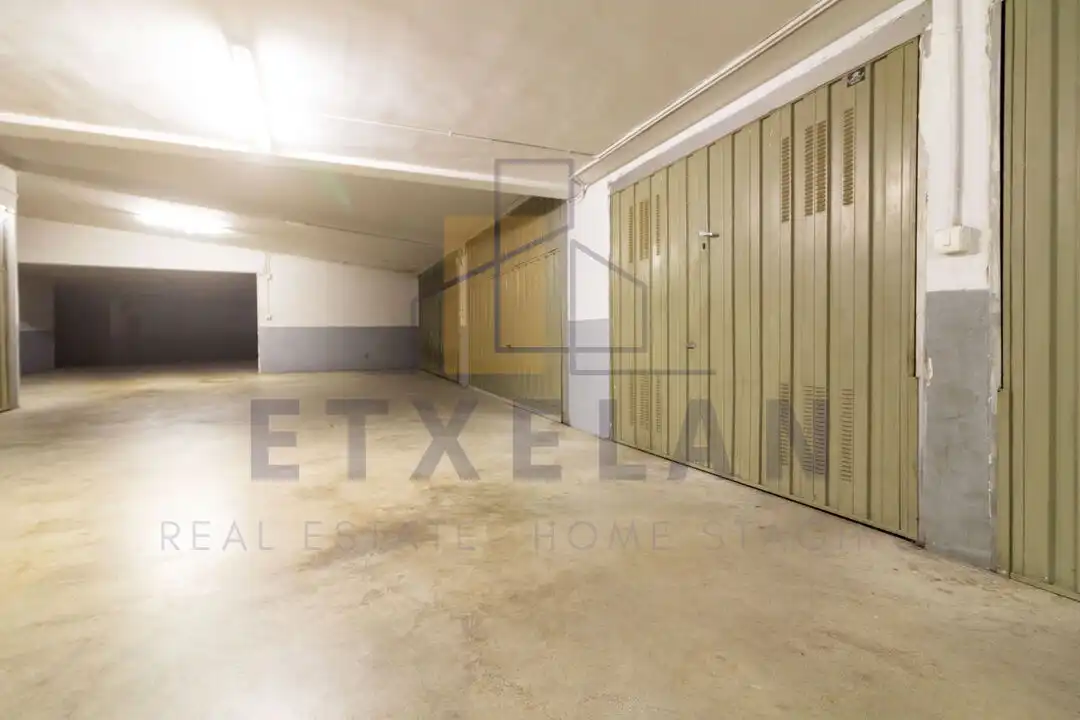 Parking of Garage for rent in Berriz