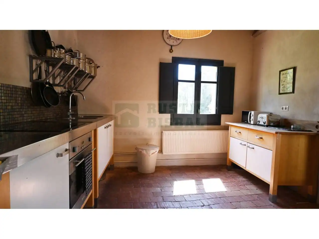Cocina de Finca rústica en venta en Borrassà con Calefacción, Jardín privado y Terraza