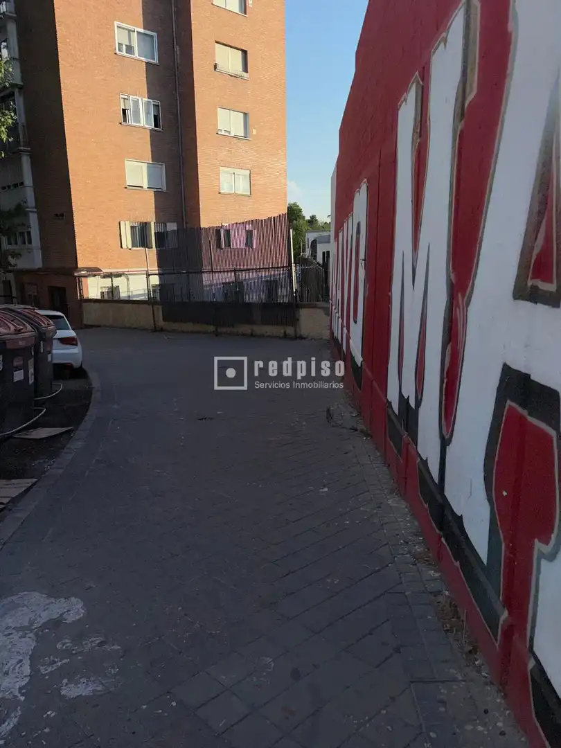Vista exterior de Piso en venta en Madrid