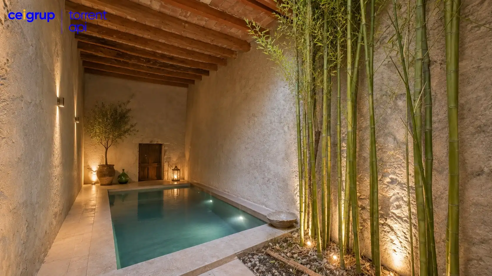 Piscina de Finca rústica en venda en Bellcaire d'Empordà amb Terrassa i Balcó