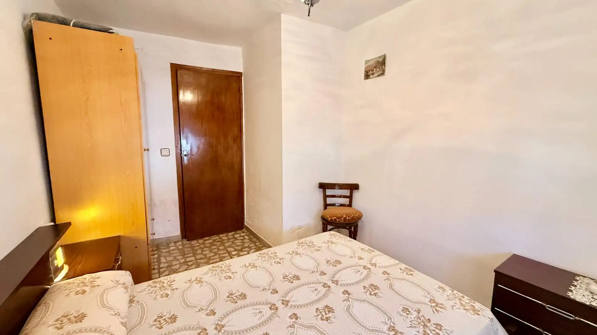Dormitori de Casa o xalet en venda en Torrecilla del Pinar amb Jardí privat, Traster i Moblat
