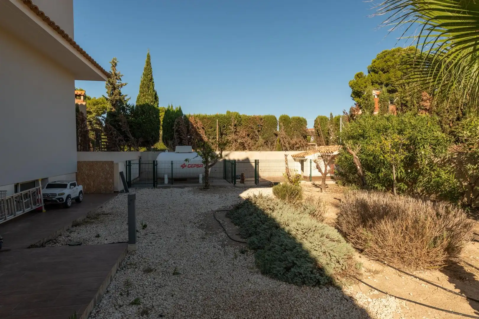 Jardín de Casa o chalet en venta en Alicante / Alacant con Aire acondicionado, Calefacción y Jardín privado