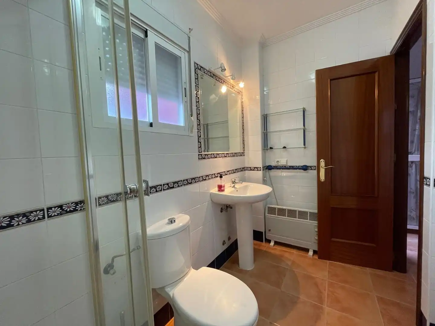 Baño de Casa o chalet de alquiler en El Portil con Piscina comunitaria