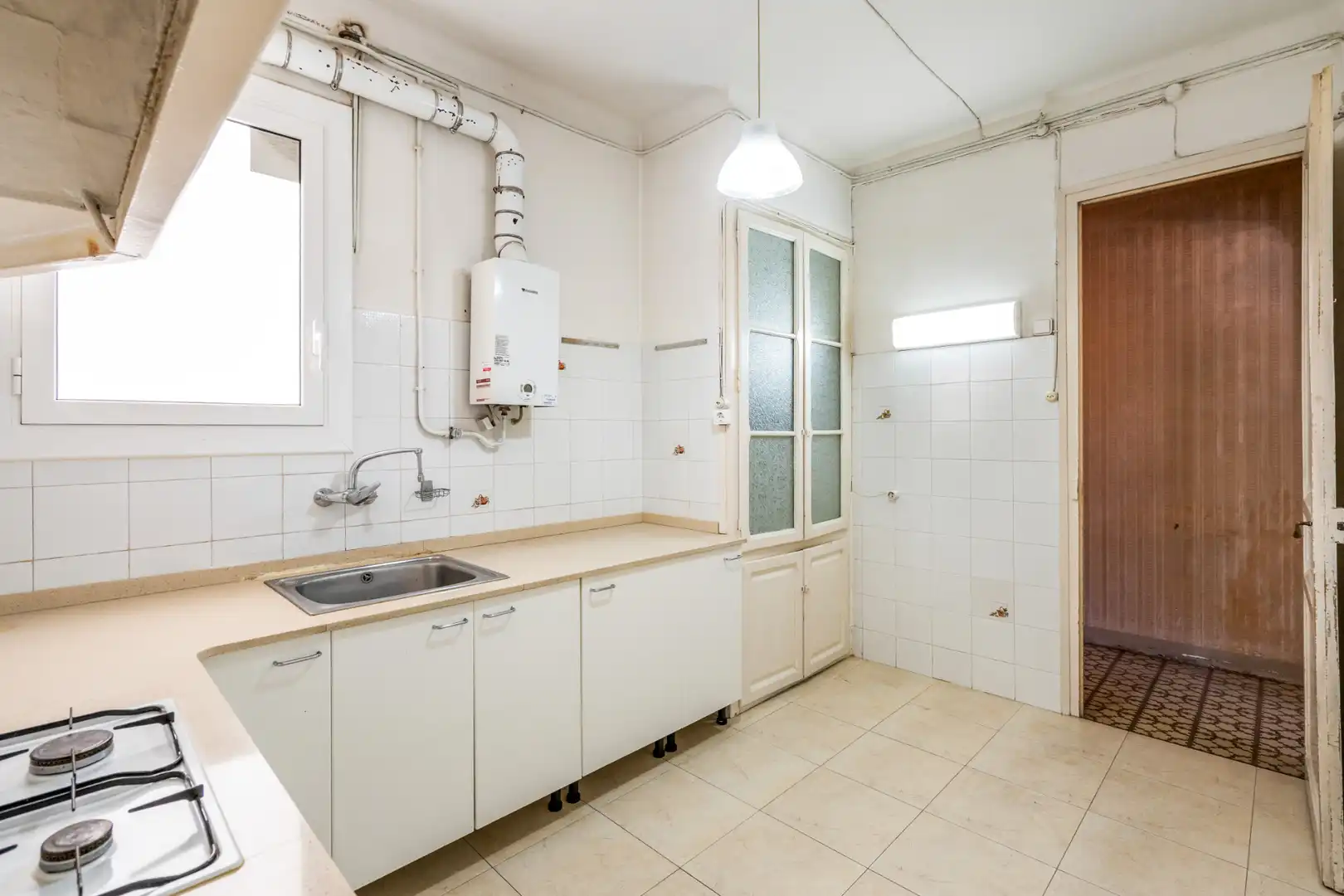Cocina de Piso en venta en Barcelona con Balcón