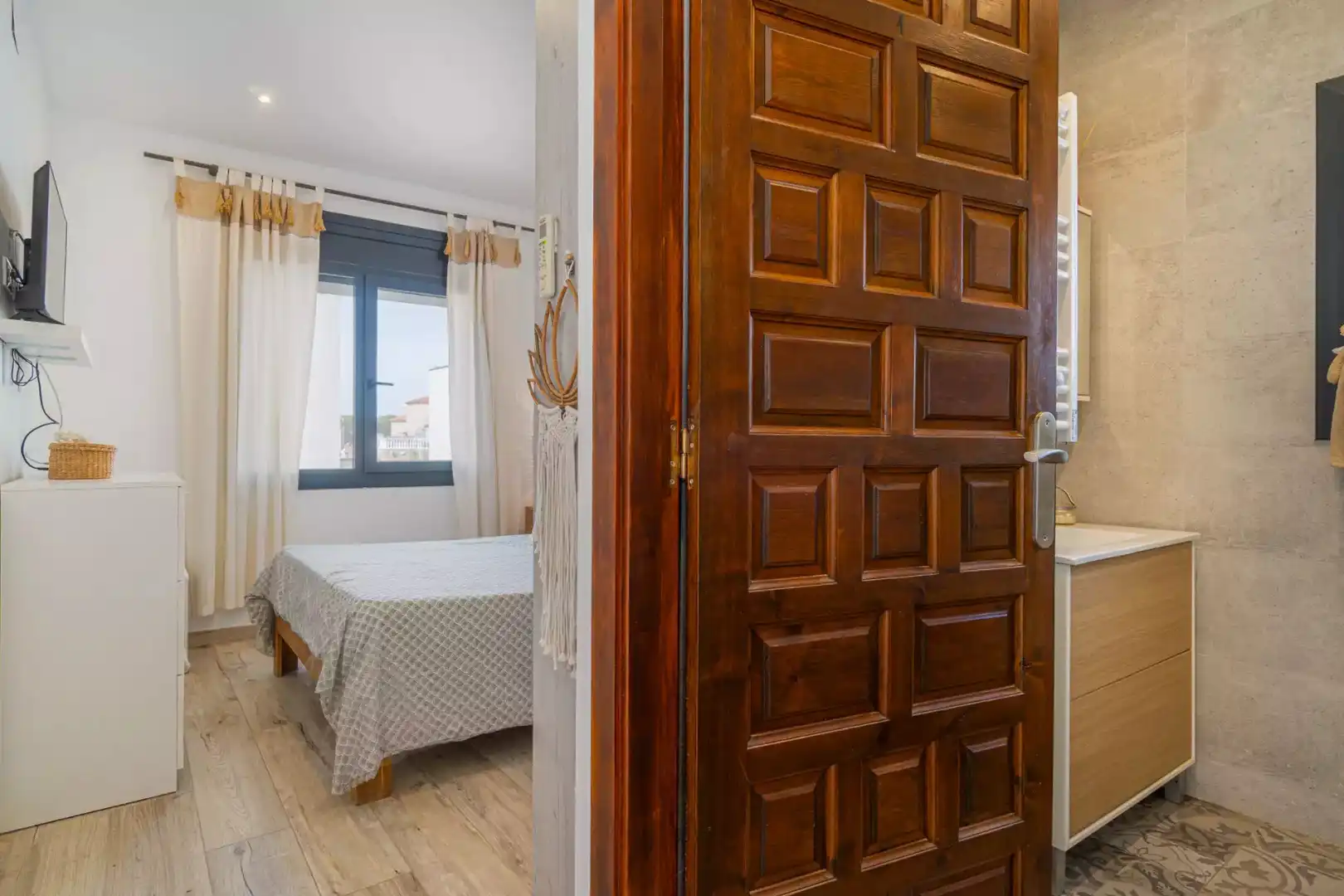 Casa con piscina en venta en Peni, imagen 9