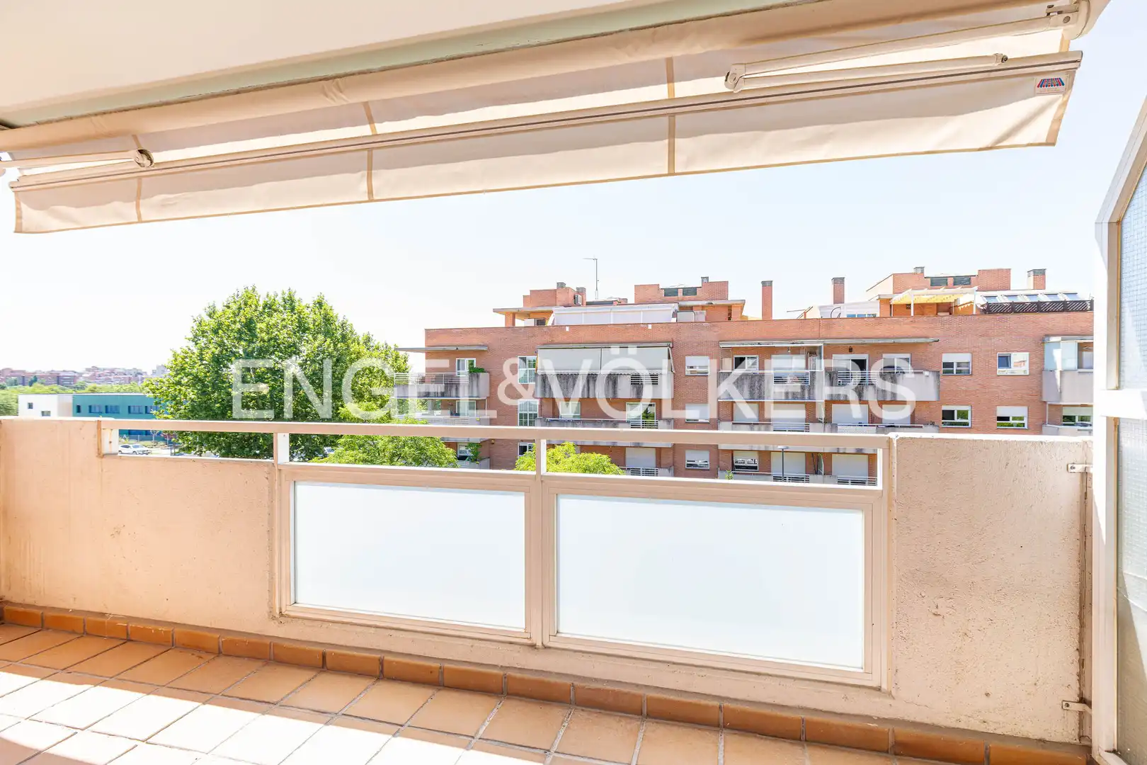 Terrassa de Pis de lloguer en Pozuelo de Alarcón amb Aire condicionat, Calefacció i Parquet